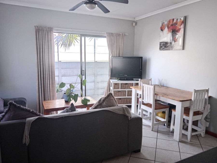 To Let 3 Bedroom Property for Rent in Zonnendal Western Cape
